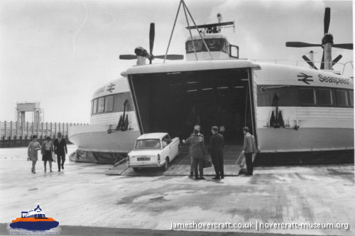 SRN4 prototype GH-2007 -  (credit: The <a href='http://www.hovercraft-museum.org/' target='_blank'>Hovercraft Museum Trust</a>).